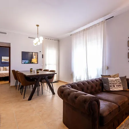 Hermoso En Casco Antiguo De !